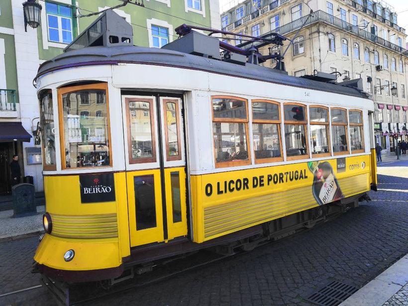 Раскрашенная реальность. Не влюбиться в Лиссабон можно, но оставаться равнодушным к нему – нет - изображение 9